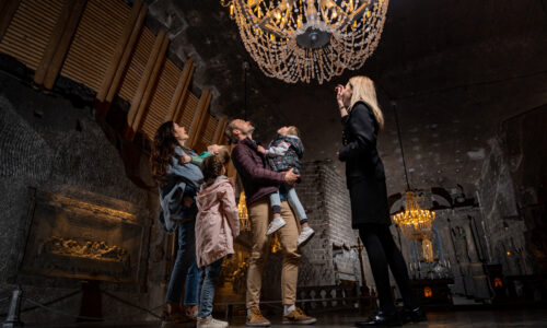 Kopalnia Wieliczka – trasa krok po kroku: jak się przygotować, ceny i czas zwiedzania